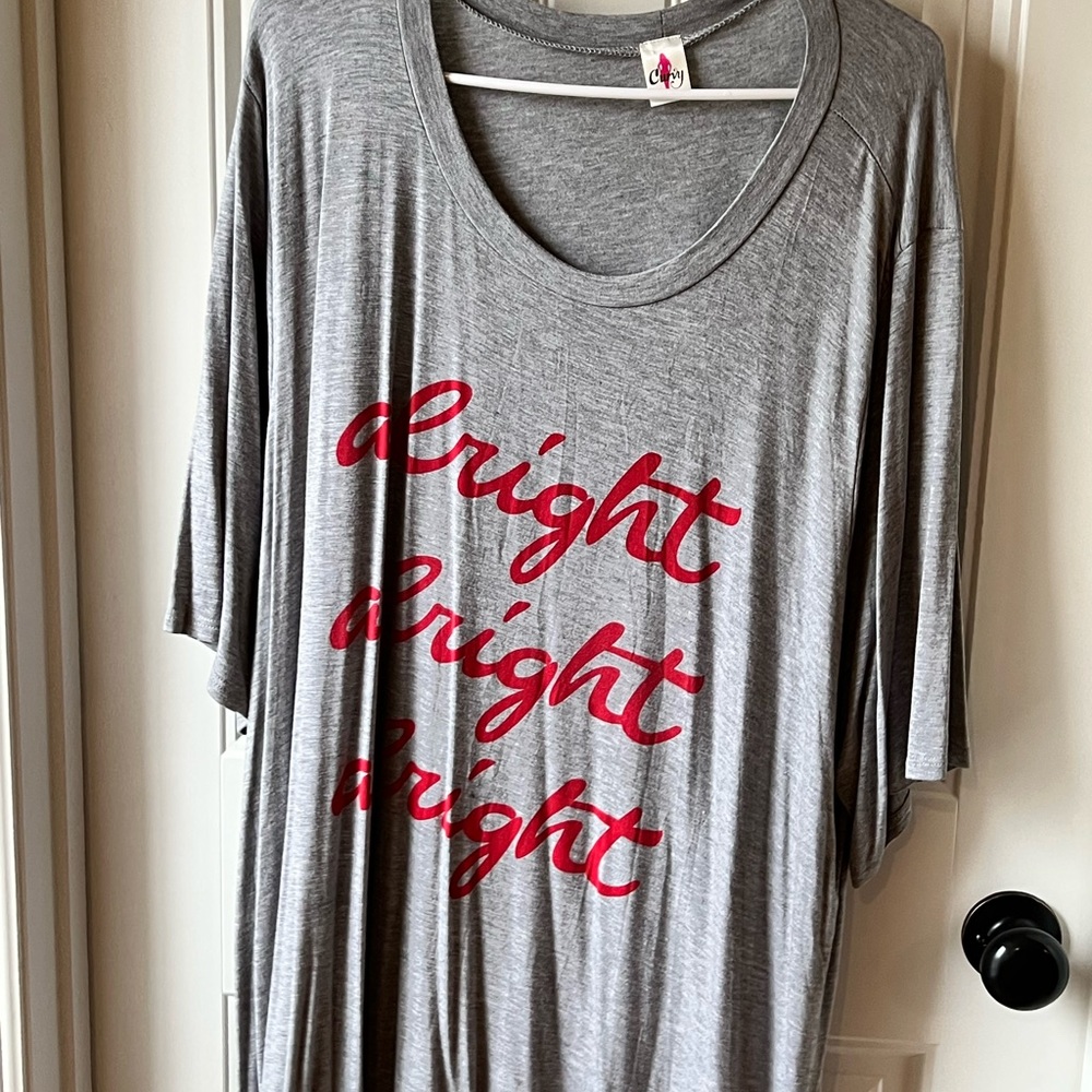Curvy Boutique Brand Graphic Tee